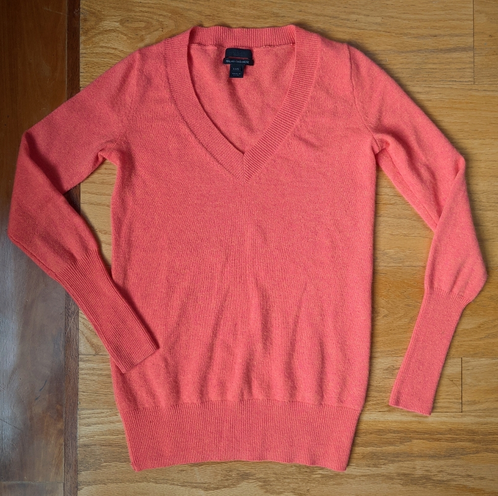 J.Crew Italian Cashmere v neck sweater